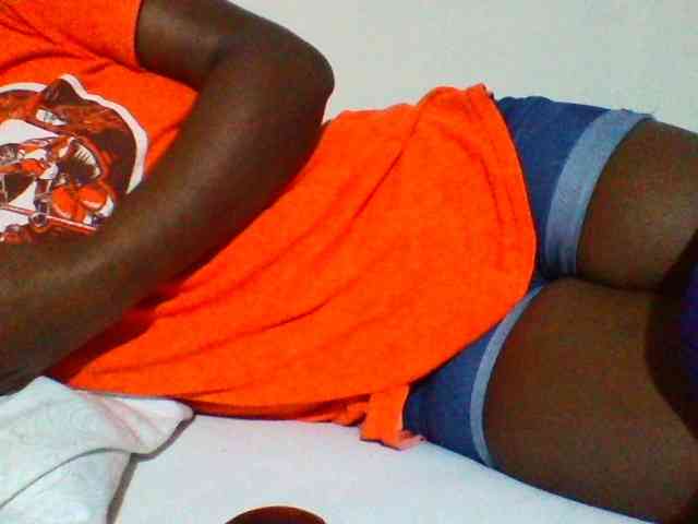 Sexyyves webcam