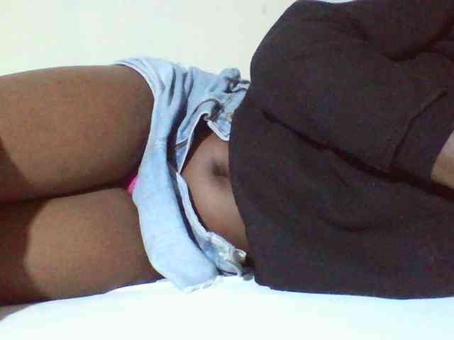 Sexyyves webcam