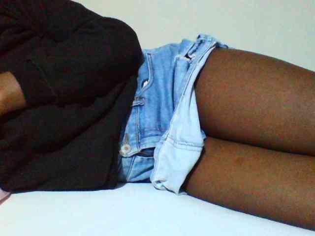 Sexyyves webcam