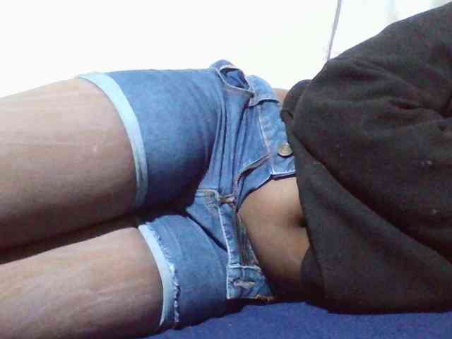 Sexyyves webcam