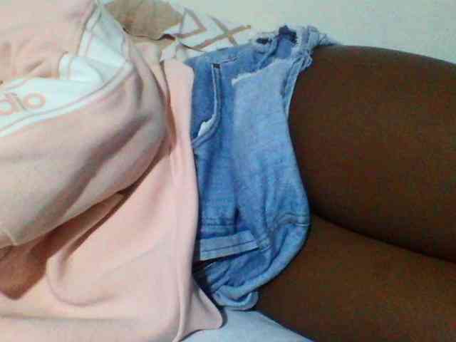 Sexyyves webcam