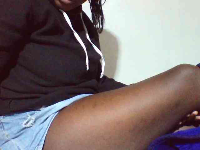 Sexyyves webcam
