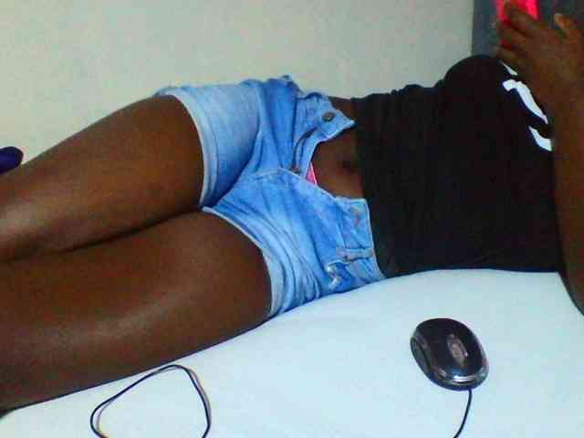 Sexyyves webcam