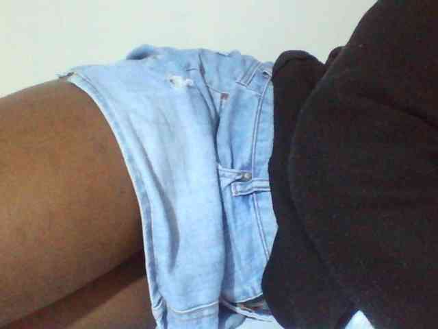Sexyyves webcam