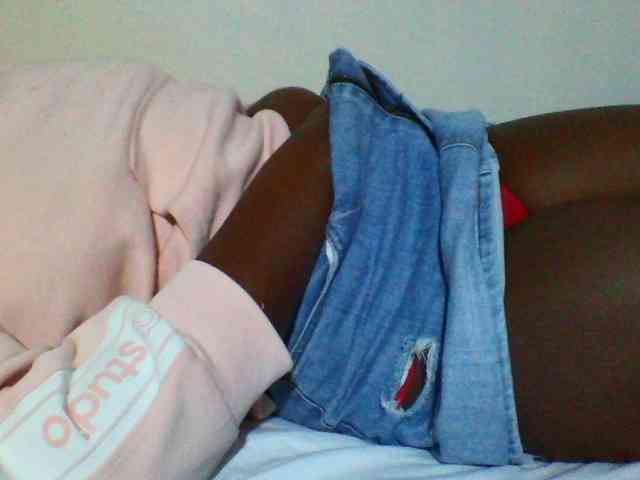 Sexyyves webcam
