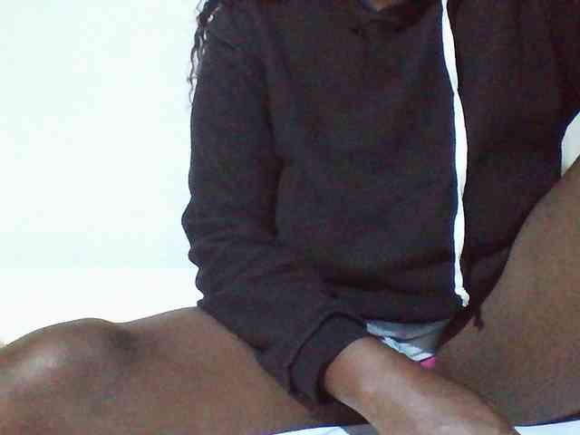 Sexyyves webcam