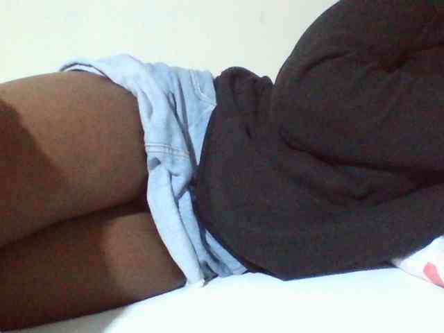 Sexyyves webcam