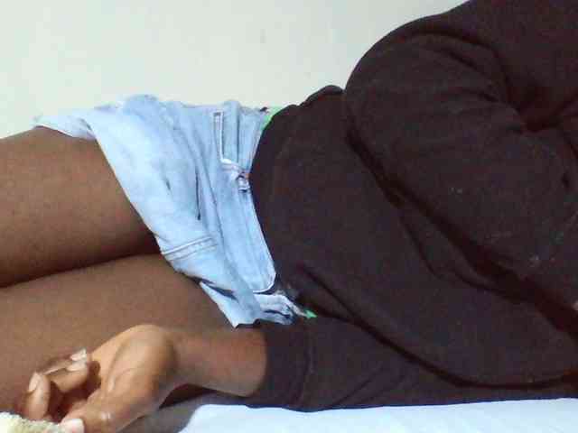 Sexyyves webcam