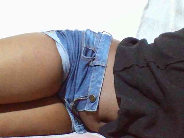 Sexyyves webcam
