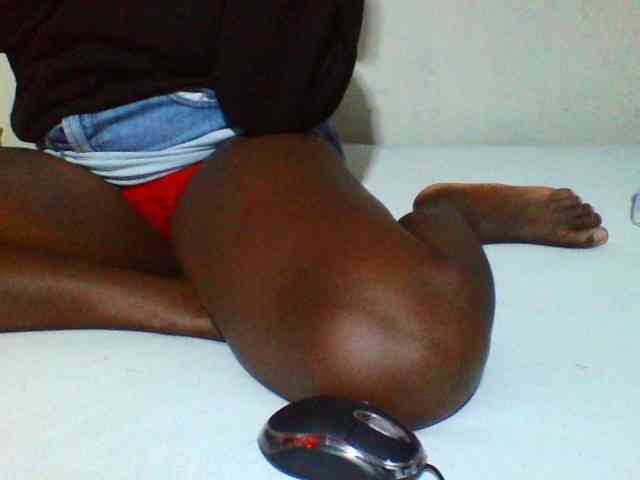 Sexyyves webcam