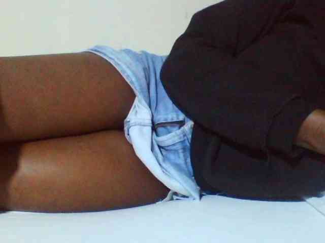 Sexyyves webcam
