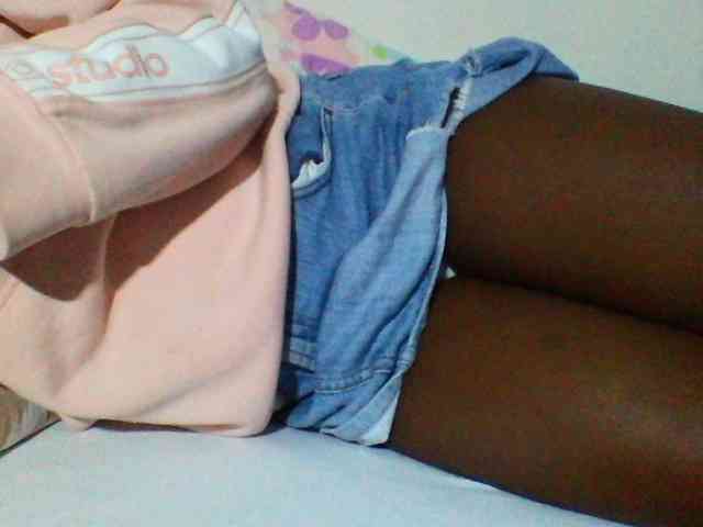 Sexyyves webcam