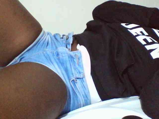 Sexyyves webcam