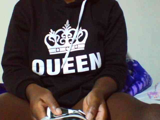 Sexyyves webcam