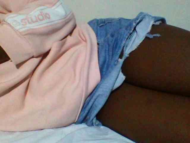 Sexyyves webcam