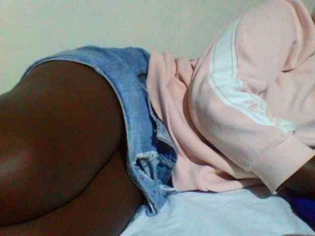 Sexyyves webcam