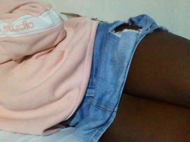 Sexyyves webcam