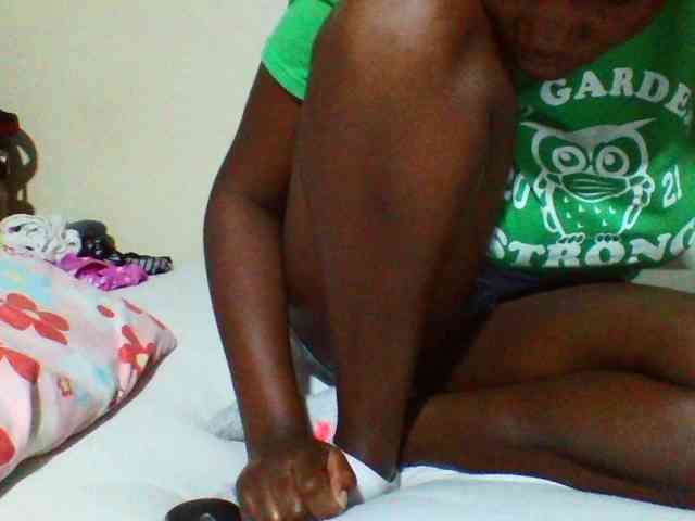 Sexyyves webcam