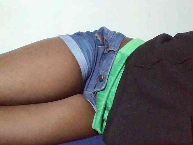 Sexyyves webcam