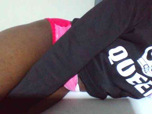 Sexyyves webcam