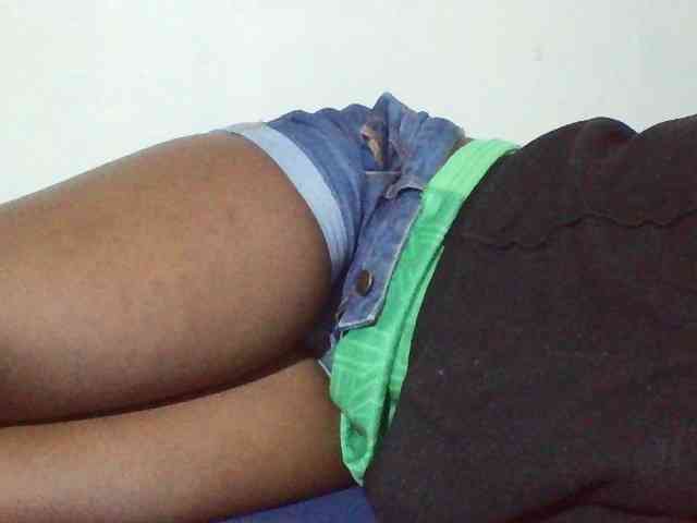 Sexyyves webcam