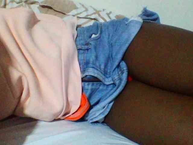 Sexyyves webcam