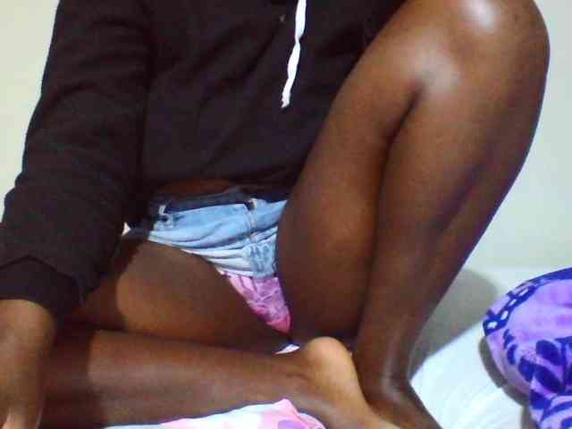 Sexyyves webcam