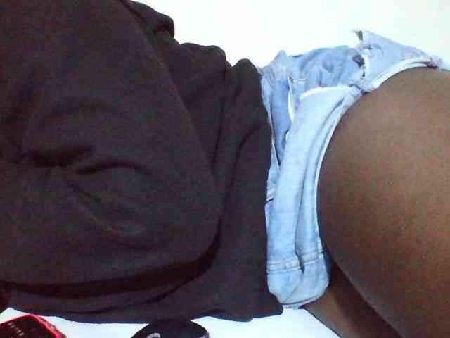 Sexyyves webcam