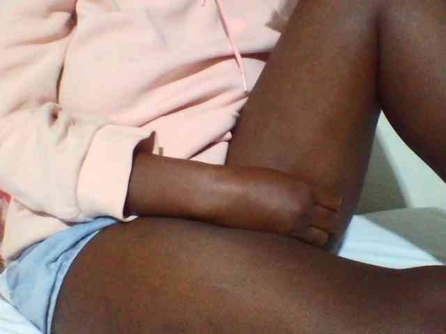 Sexyyves webcam