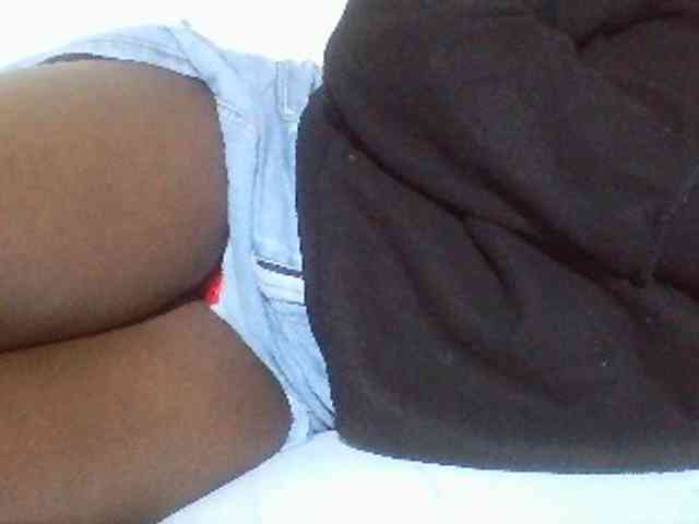 Sexyyves webcam