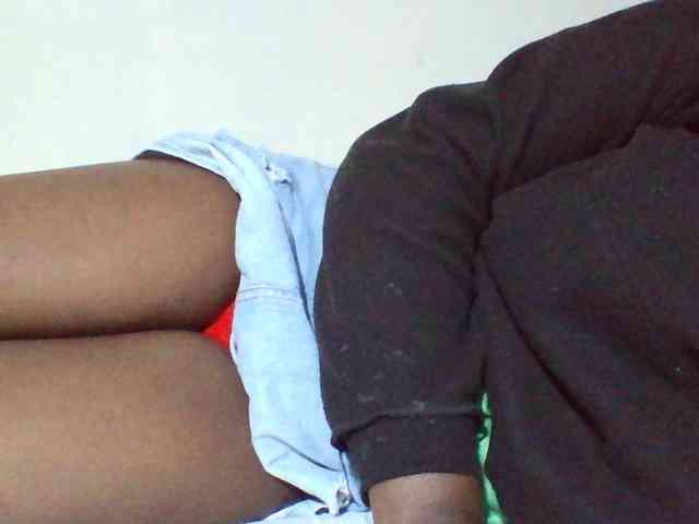 Sexyyves webcam