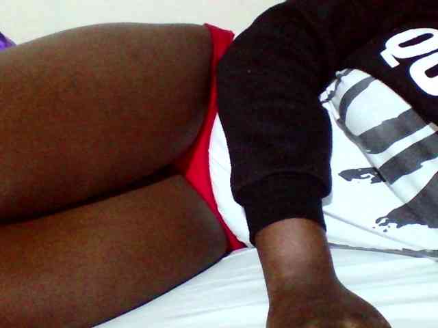 Sexyyves webcam