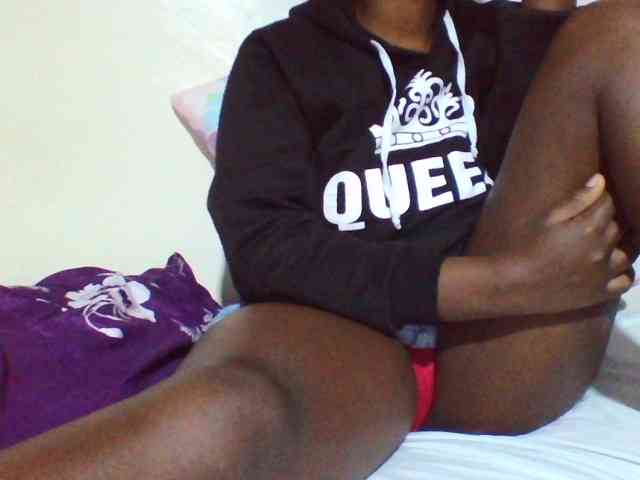Sexyyves webcam