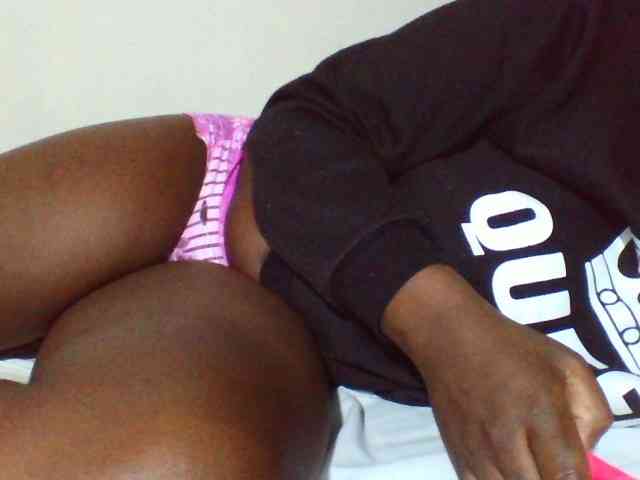 Sexyyves webcam