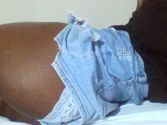 Sexyyves webcam