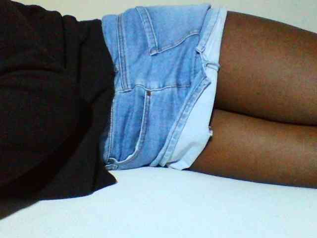Sexyyves webcam