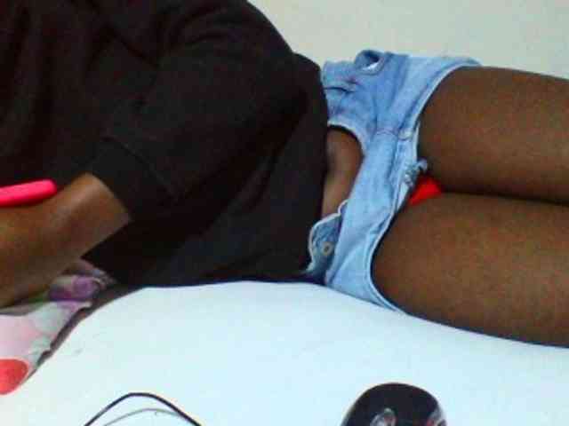 Sexyyves webcam