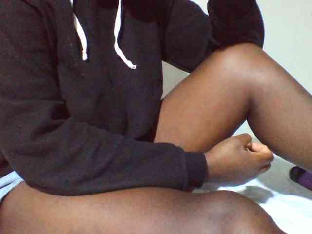 Sexyyves webcam