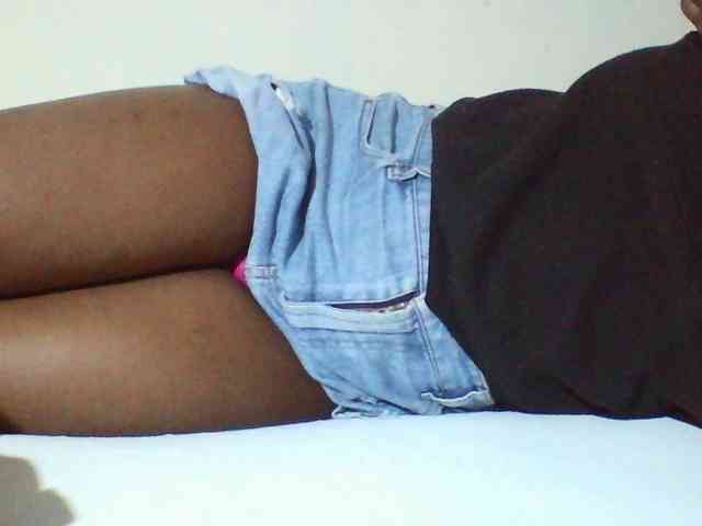 Sexyyves webcam
