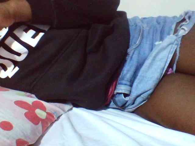 Sexyyves webcam