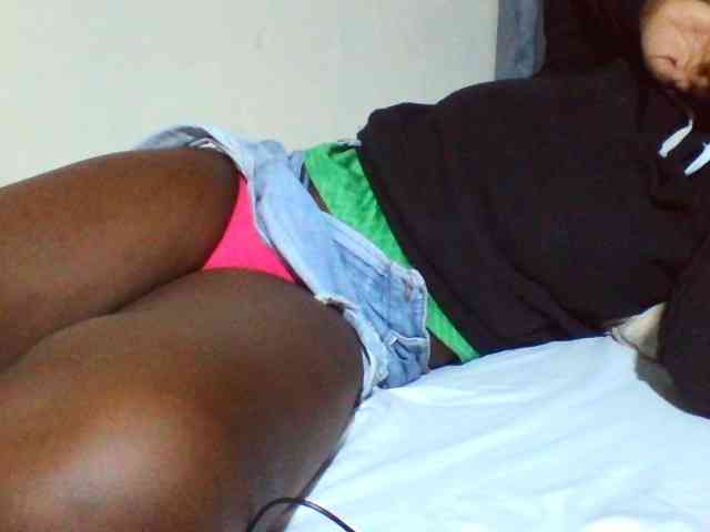 Sexyyves webcam
