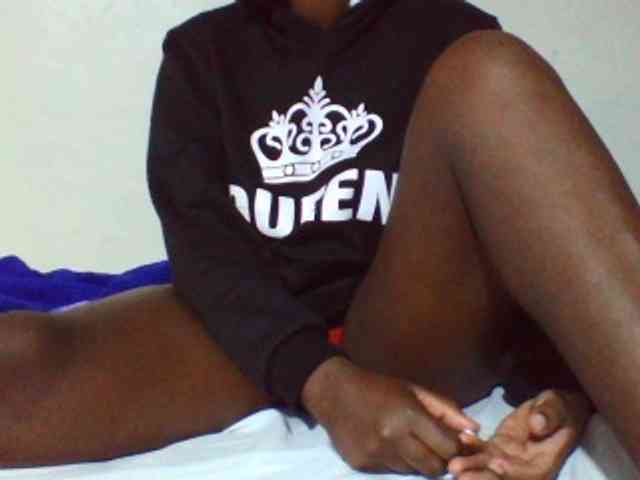 Sexyyves webcam