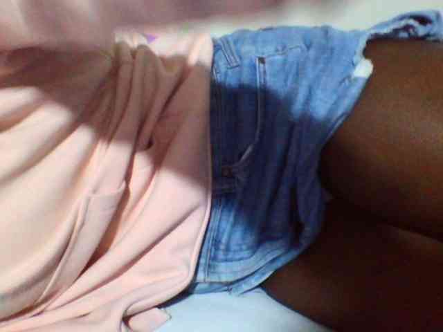 Sexyyves webcam