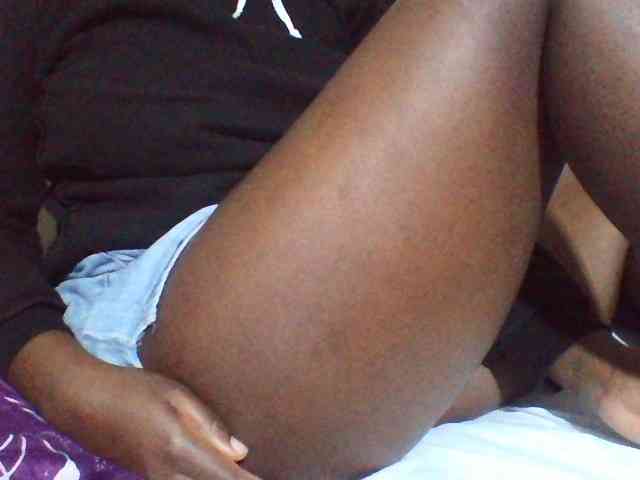 Sexyyves webcam
