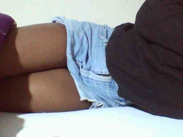 Sexyyves webcam