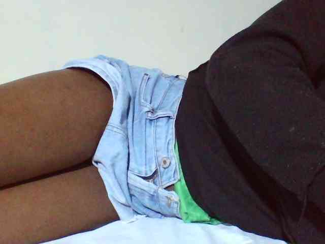 Sexyyves webcam