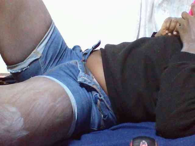 Sexyyves webcam