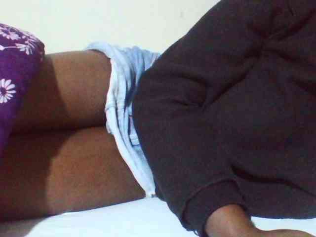 Sexyyves webcam