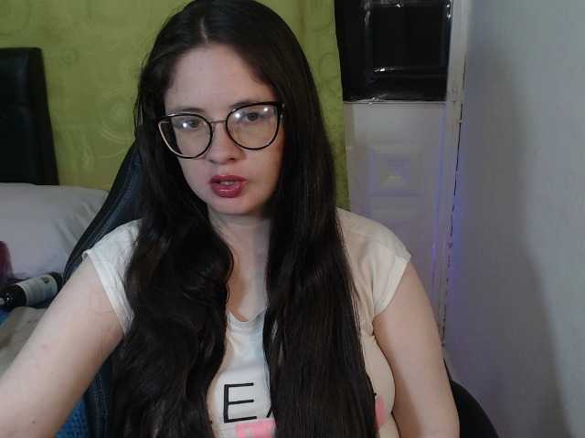 KrystalAdams's BongaCams show and profile