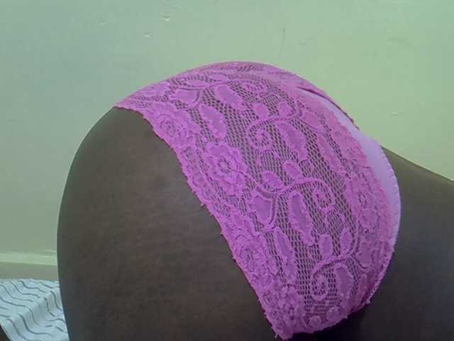 Candilili live cam on BongaCams